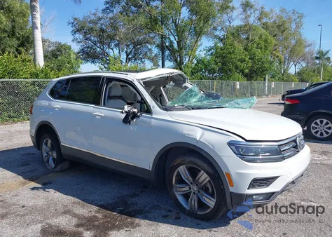 2018 Volkswagen Tiguan 2.0T Sel Premium z USA, uszkodzony, nr VIN 3VV5B7AX9JM120092